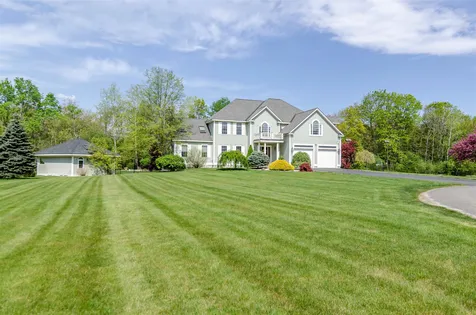 232 Patriot Drive Pelham NH 03076