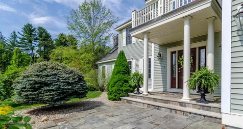 232 Patriot Drive Pelham NH 03076