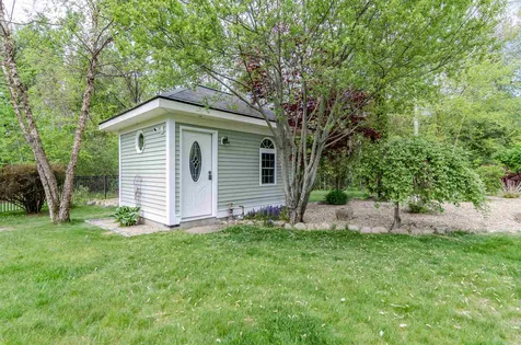 232 Patriot Drive Pelham NH 03076