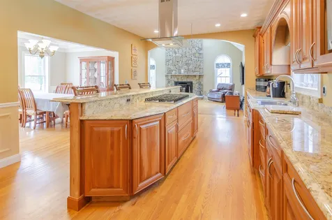 232 Patriot Drive Pelham NH 03076