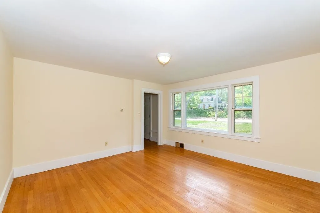 462 Josiah Bartlett Road Concord NH 03301