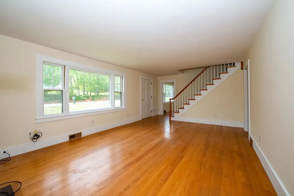 462 Josiah Bartlett Road Concord NH 03301