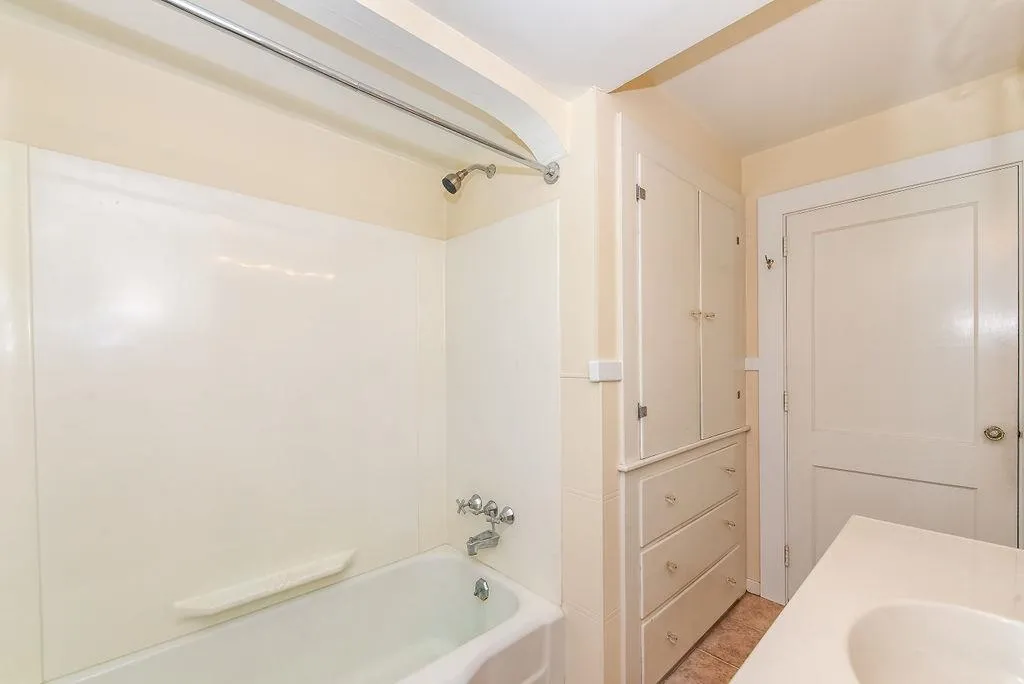 462 Josiah Bartlett Road Concord NH 03301