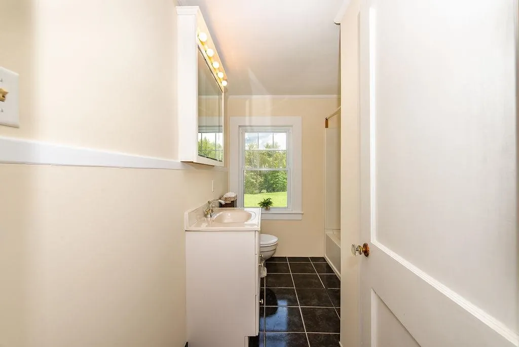 462 Josiah Bartlett Road Concord NH 03301