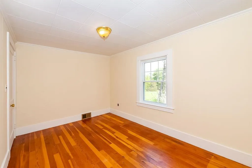 462 Josiah Bartlett Road Concord NH 03301
