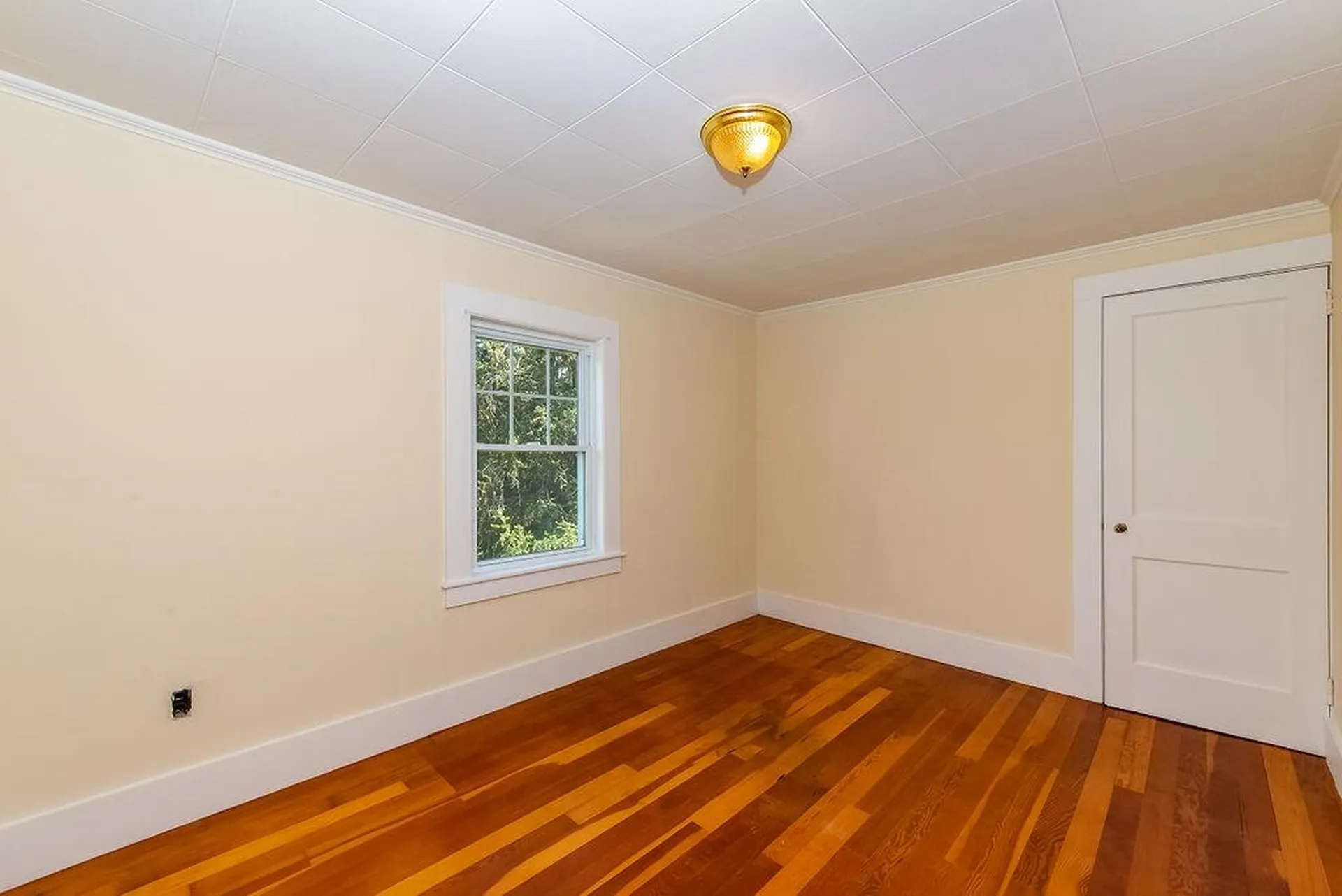 462 Josiah Bartlett Road Concord NH 03301