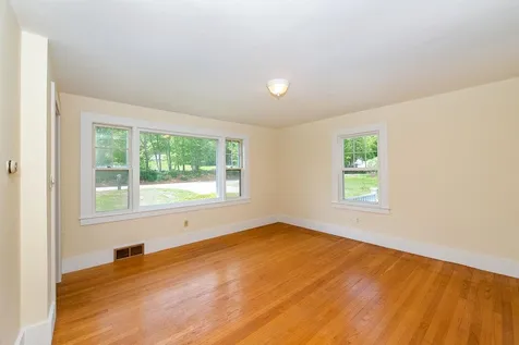 462 Josiah Bartlett Road Concord NH 03301