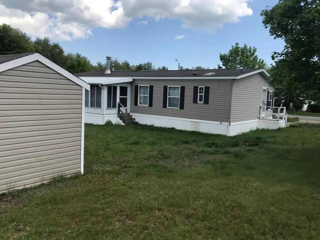 61 Seneca Street Rochester NH 03867