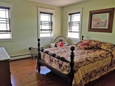 93 Summit Circle Brattleboro VT 05301