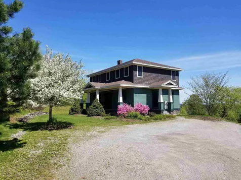 93 Summit Circle Brattleboro VT 05301