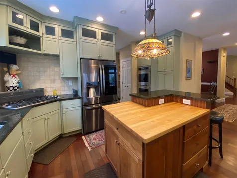 102 Farm Ridge Road Ludlow VT 05149