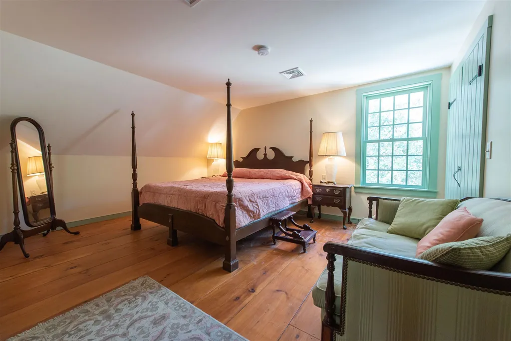 296 Hensmith Road Salisbury NH 03268