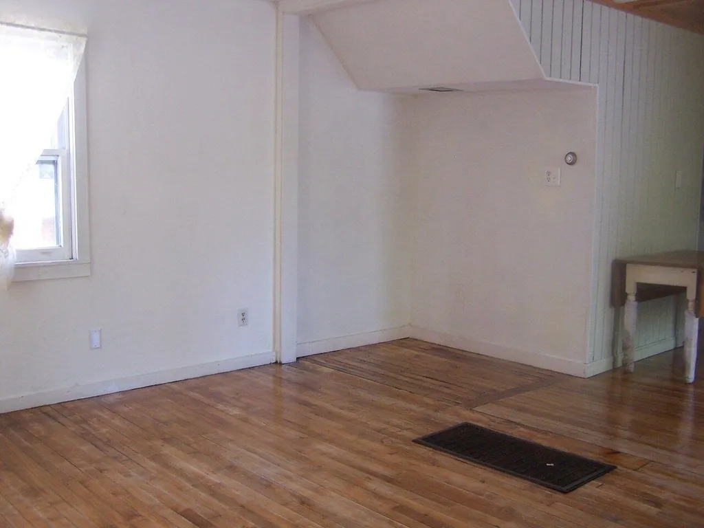 83 Court Street Middlebury VT 05753