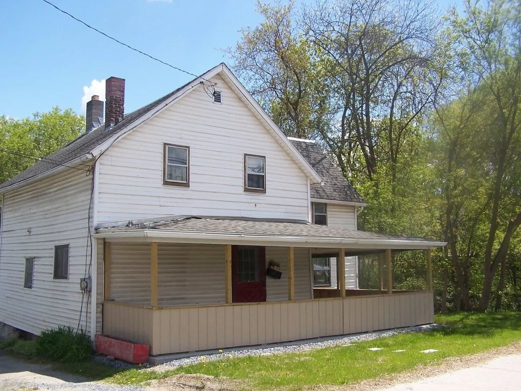 83 Court Street Middlebury VT 05753