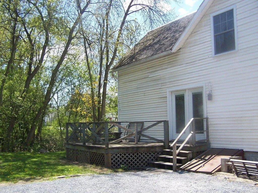 83 Court Street Middlebury VT 05753