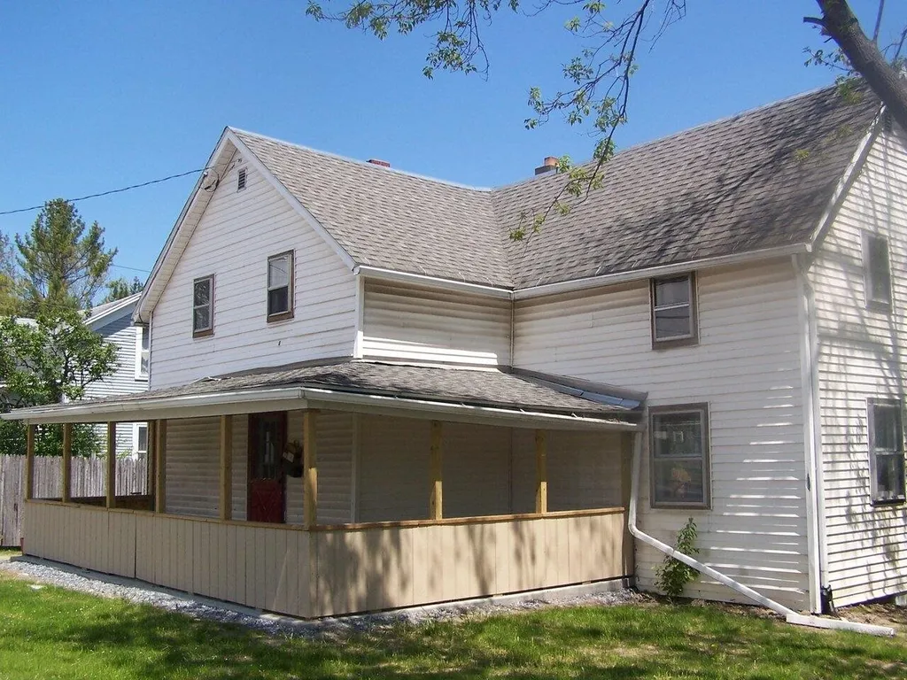 83 Court Street Middlebury VT 05753