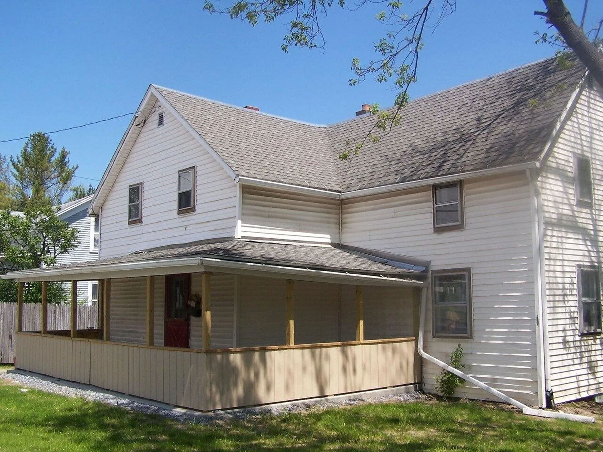 83 Court Street Middlebury VT 05753