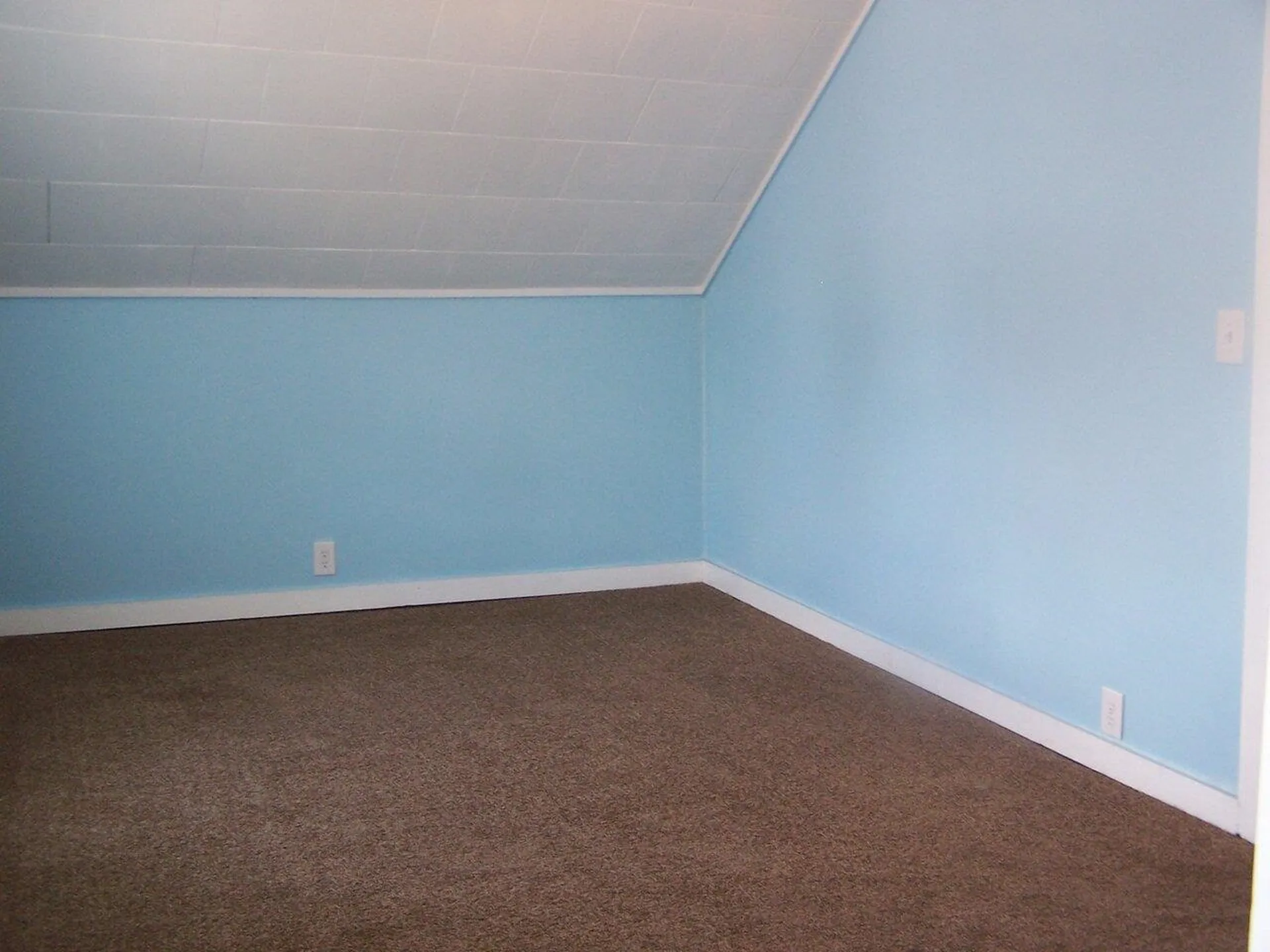 83 Court Street Middlebury VT 05753