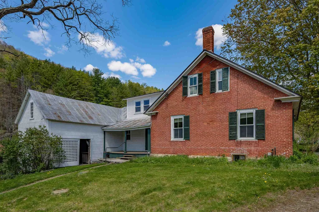 311 Vt Route 110 Tunbridge VT 05077