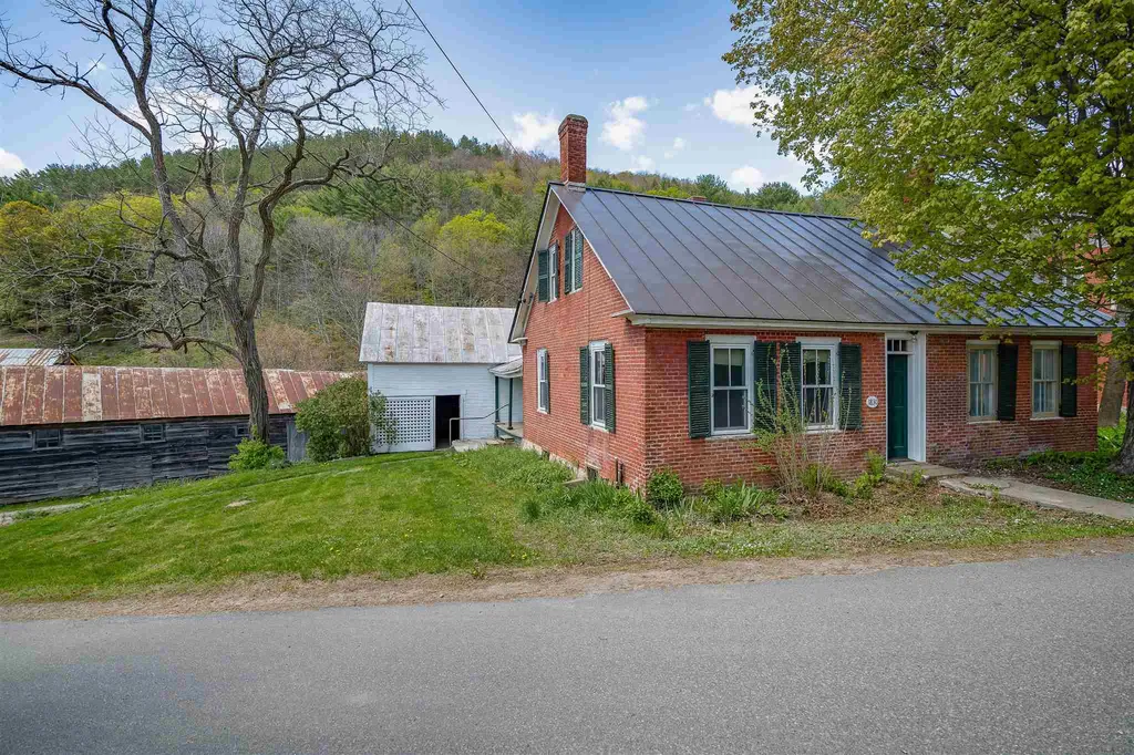 311 Vt Route 110 Tunbridge VT 05077