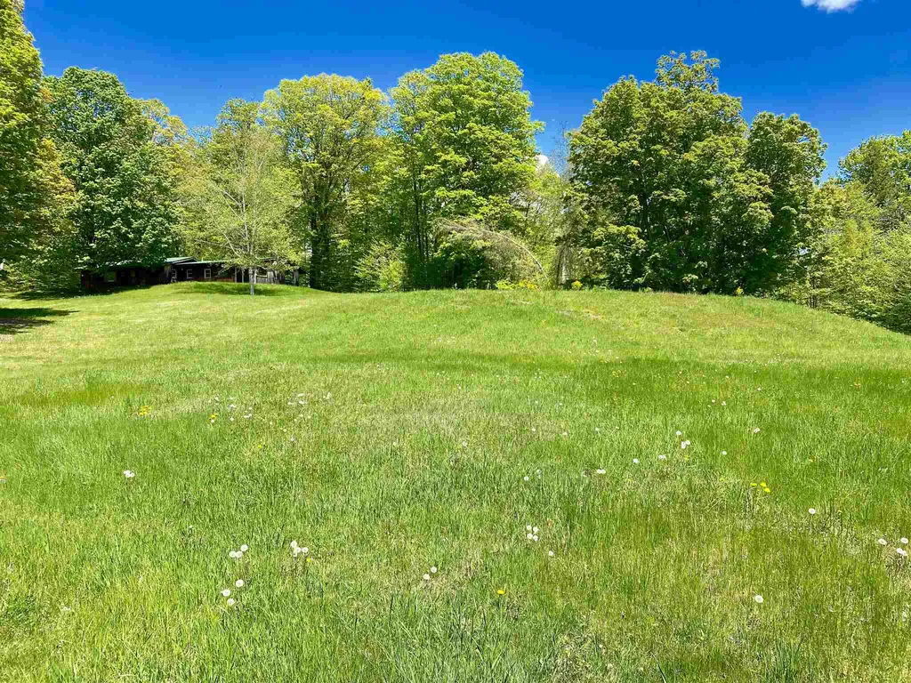 57 Dodge Lane Hartland VT 05048