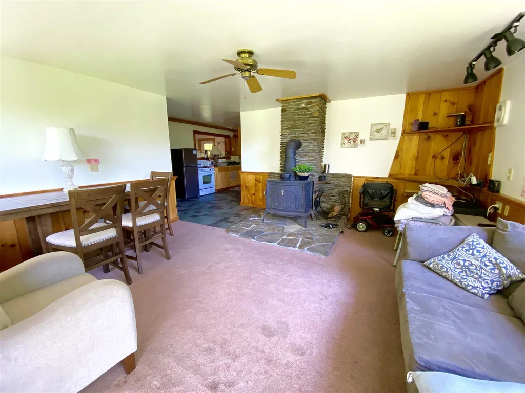 57 Dodge Lane Hartland VT 05048