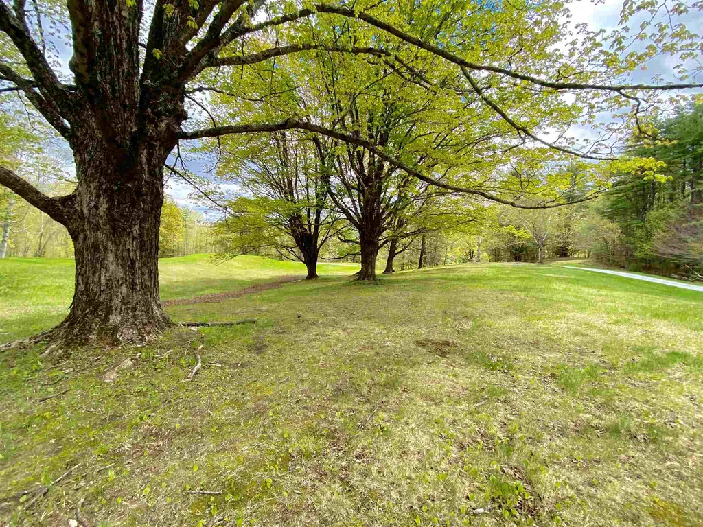 57 Dodge Lane Hartland VT 05048