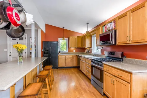 11 Scotsdale Road South Burlington VT 05403