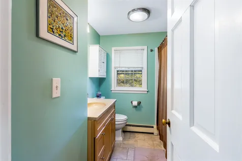11 Scotsdale Road South Burlington VT 05403