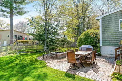 11 Scotsdale Road South Burlington VT 05403