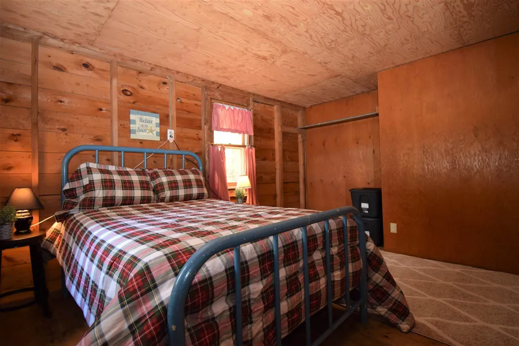 36 Northside Road Lee NH 03861