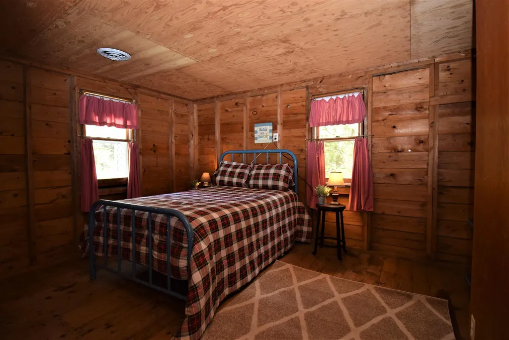 36 Northside Road Lee NH 03861