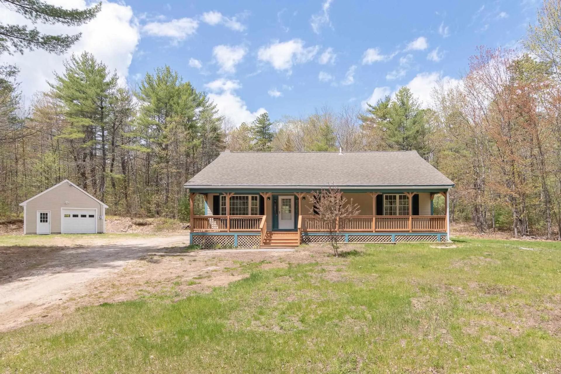 137 Elm Street Effingham NH 03882