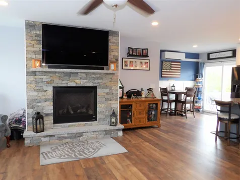 297 Pleasant Street Franklin NH 03235