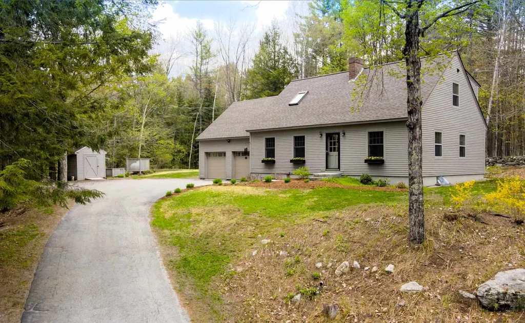 168 Perkins Pond Road Sunapee NH 03782
