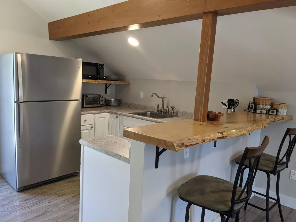 10 Mayberry Lane Lancaster NH 03584