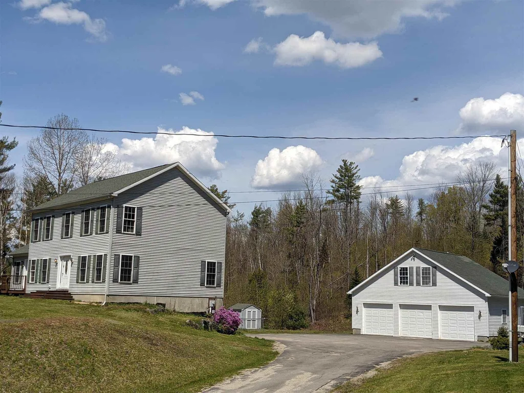 10 Mayberry Lane Lancaster NH 03584