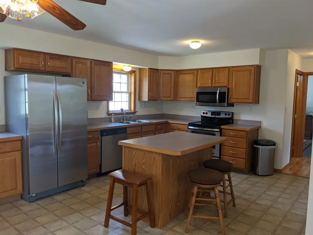 10 Mayberry Lane Lancaster NH 03584