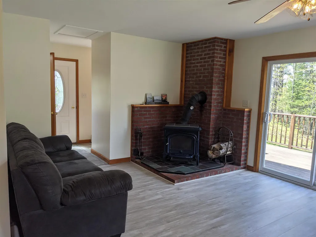 10 Mayberry Lane Lancaster NH 03584