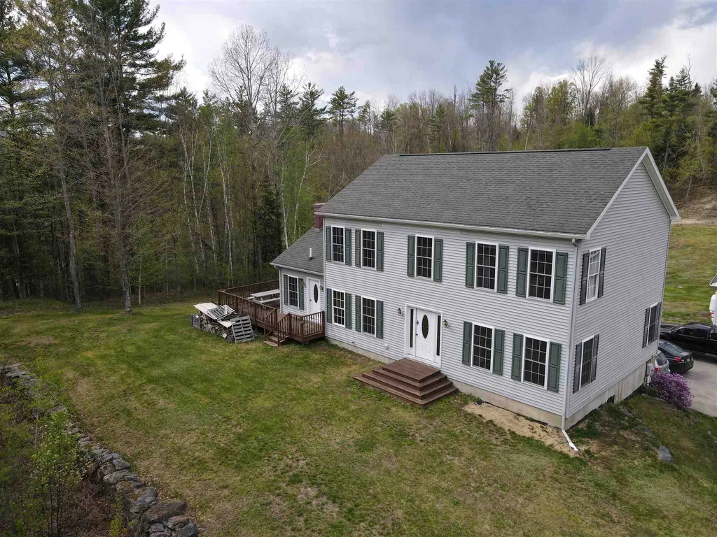 10 Mayberry Lane Lancaster NH 03584