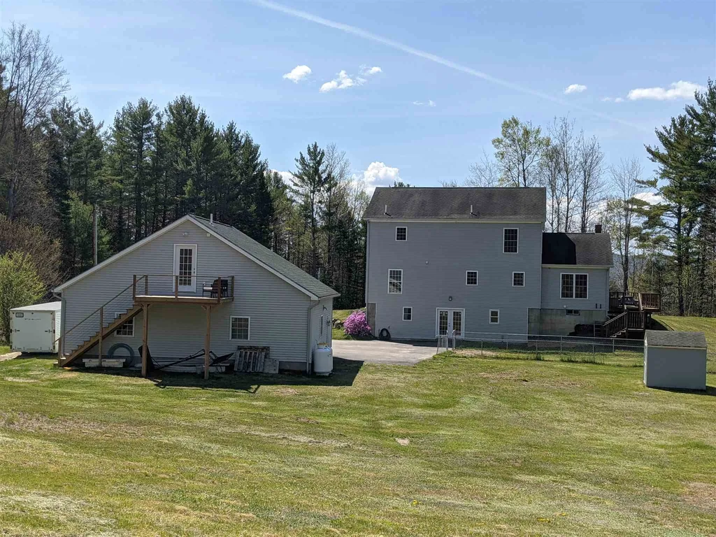 10 Mayberry Lane Lancaster NH 03584