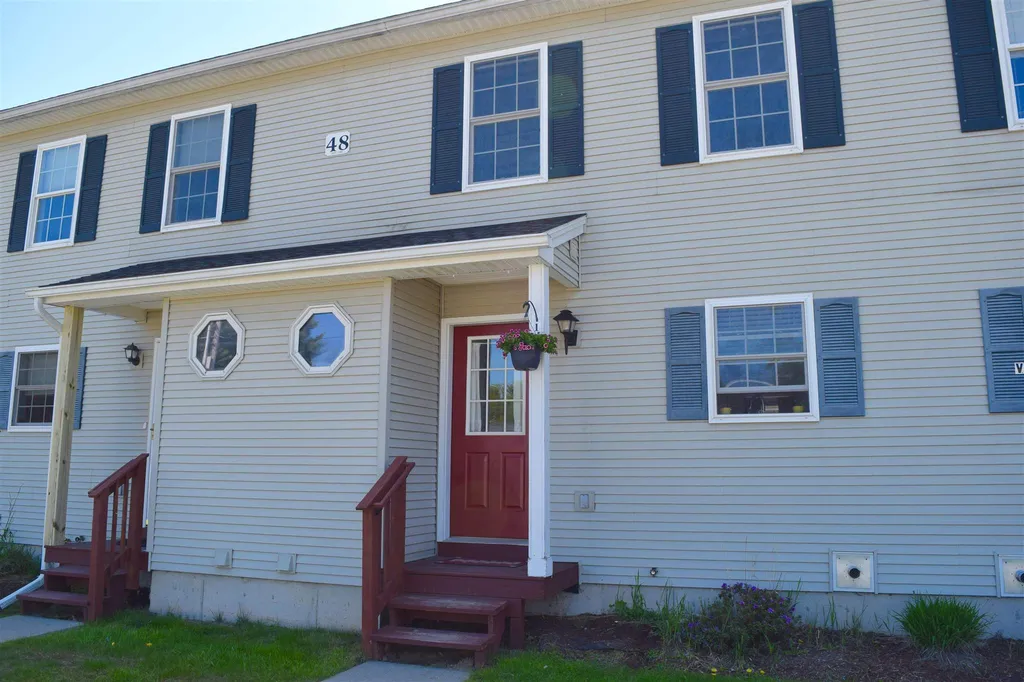 48 Colonial Road Fairfax VT 05454