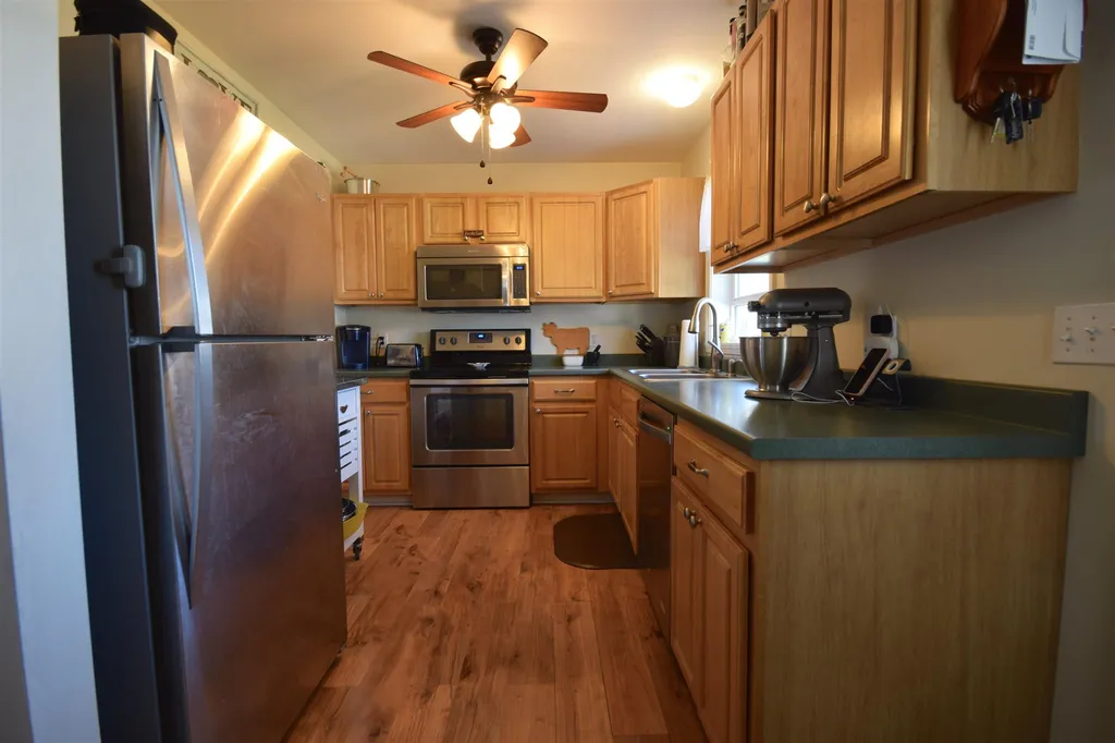 48 Colonial Road Fairfax VT 05454