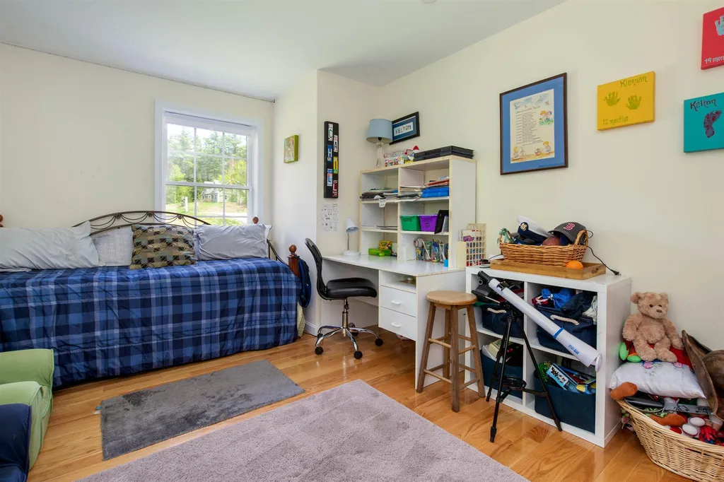 15 Maya's Way Newmarket NH 03857