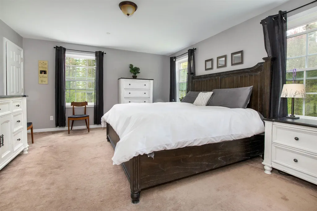 15 Maya's Way Newmarket NH 03857
