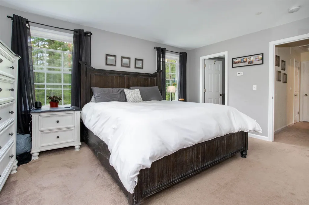 15 Maya's Way Newmarket NH 03857