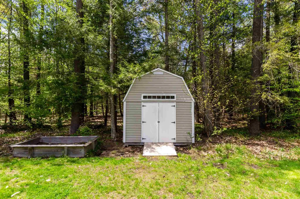 15 Maya's Way Newmarket NH 03857