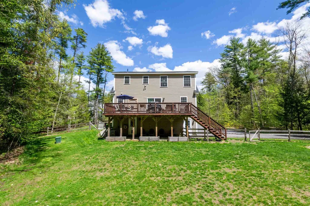 15 Maya's Way Newmarket NH 03857