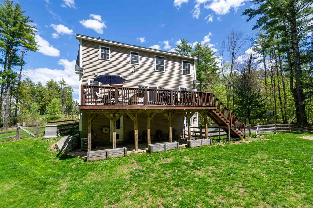 15 Maya's Way Newmarket NH 03857