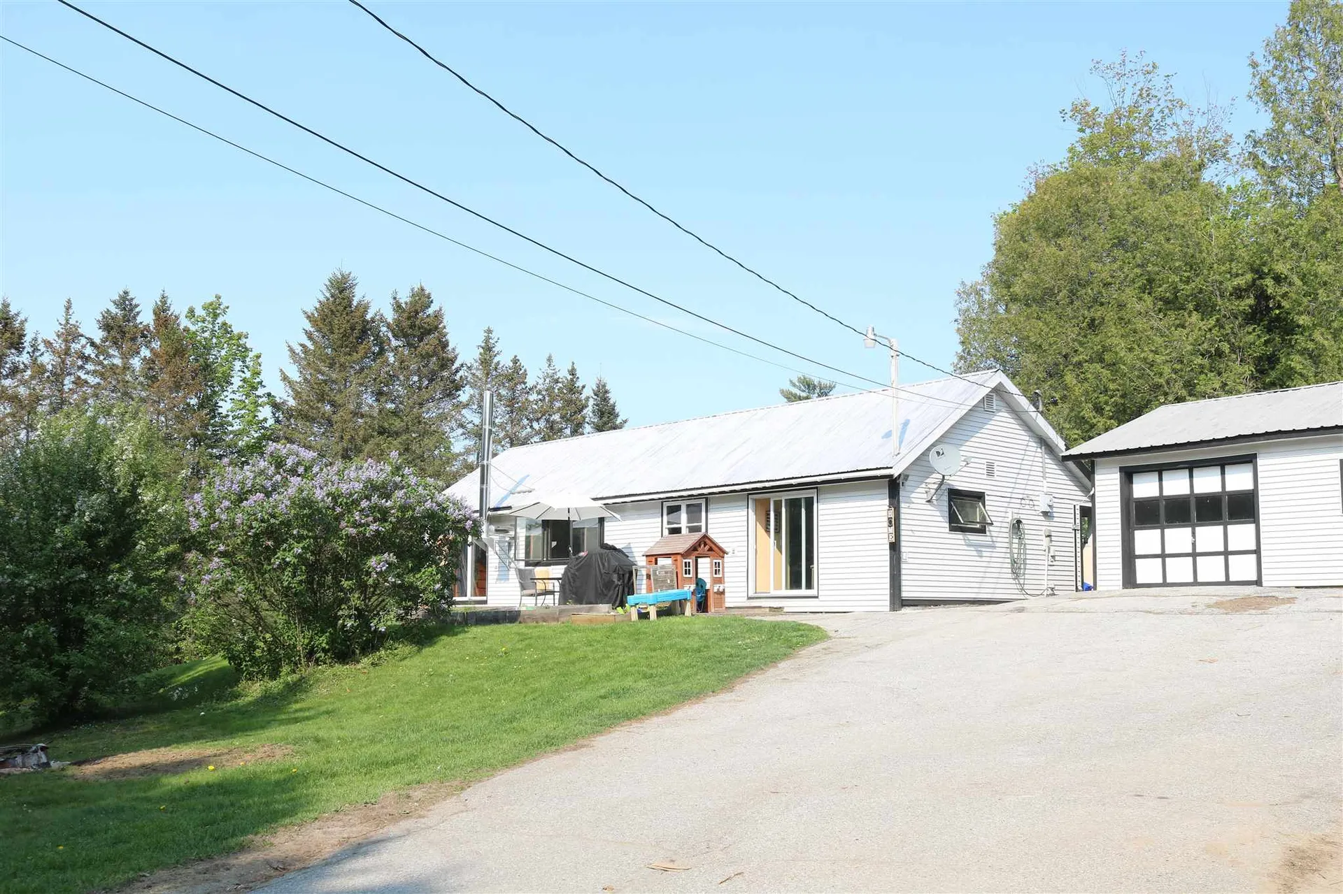 44 Harlem Street Richford VT 05476